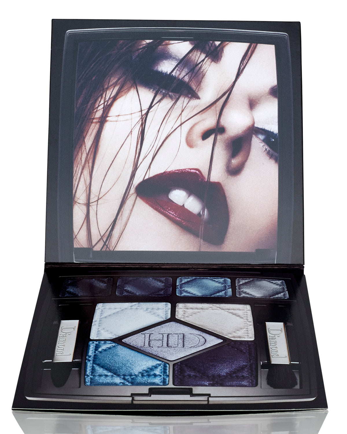 REFLECTIONS CD SPECIAL EDITION MAKEUP COMPACT DESIGN – hannahdiamond